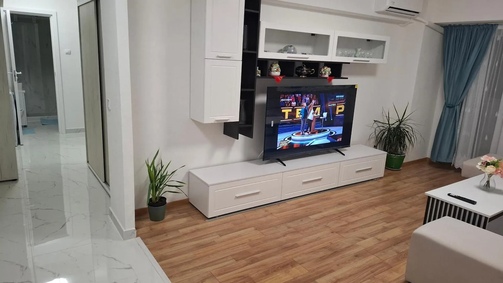 Apartment Apartament Piata Victoriei, 3 Camere Bucharest